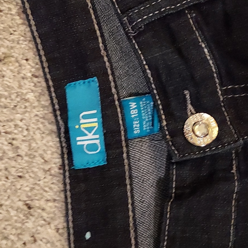Jeans - Picture 4 of 4